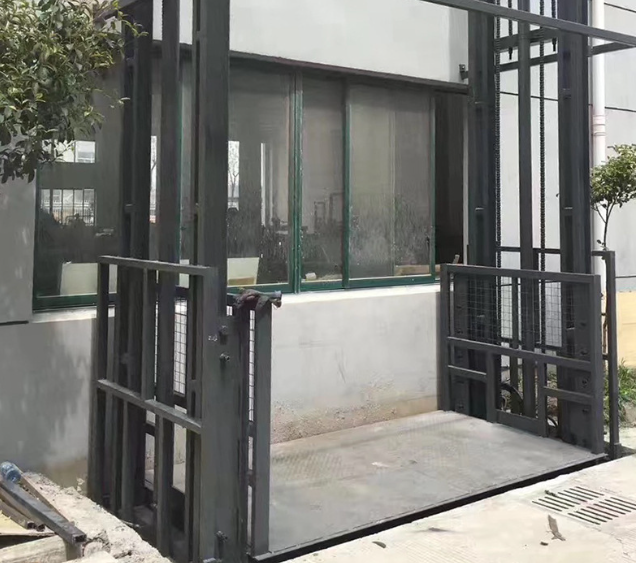 九江导轨式施工升降机助力民生工程提速增效